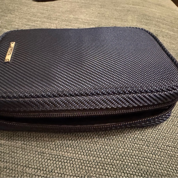 SKITS Electronics Organizer Case - Black - Picture 4 of 4